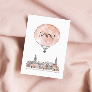 geboortekaartje Milou groningen met luchtballon en skyline van Groningen - van Kikker & Prins